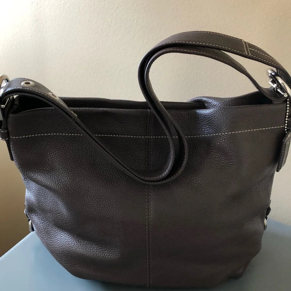 Coach Women's Dark Brown Leather Shoulder Bag - Picture 1 of 7